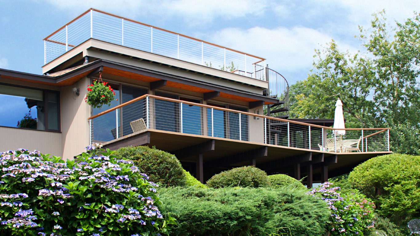 Cable Railing on Multi Level Deck