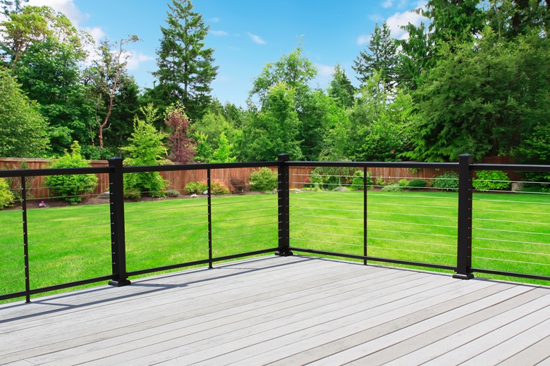 Aluminum Cable Railing in Fenced in Yard