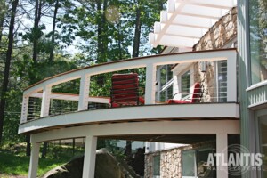 Cable Railing on Rounded Deck